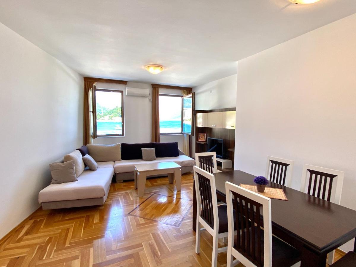 Apartments First Line Petrovac ภายนอก รูปภาพ