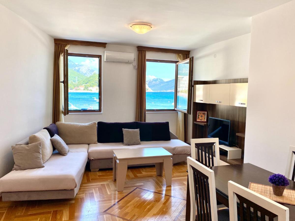 Apartments First Line Petrovac ภายนอก รูปภาพ