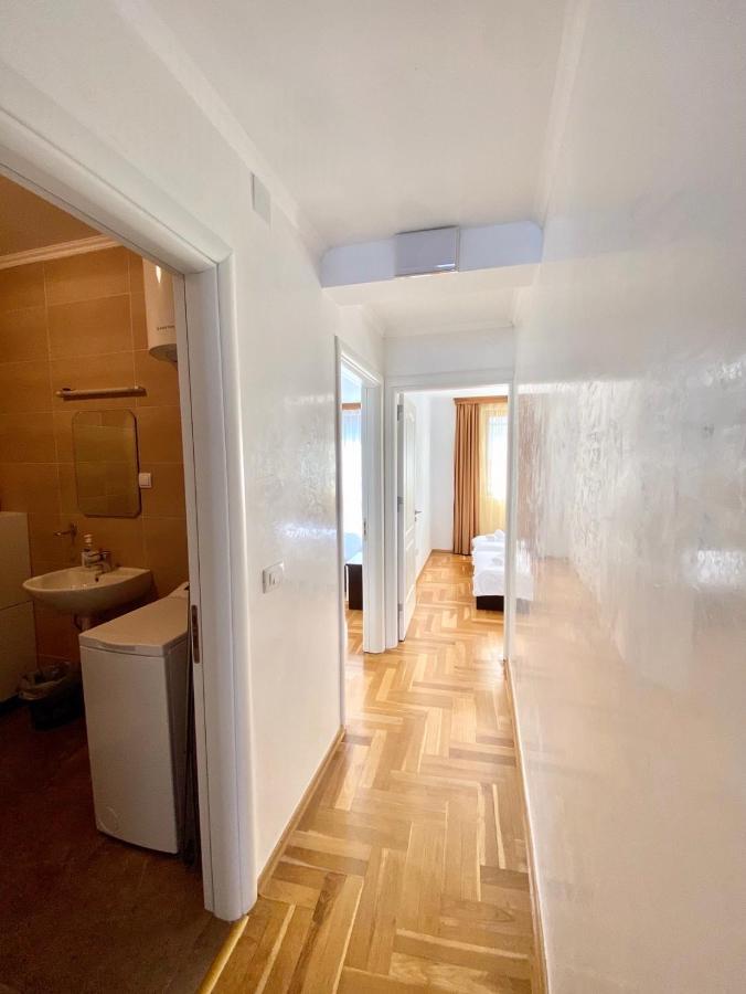 Apartments First Line Petrovac ภายนอก รูปภาพ