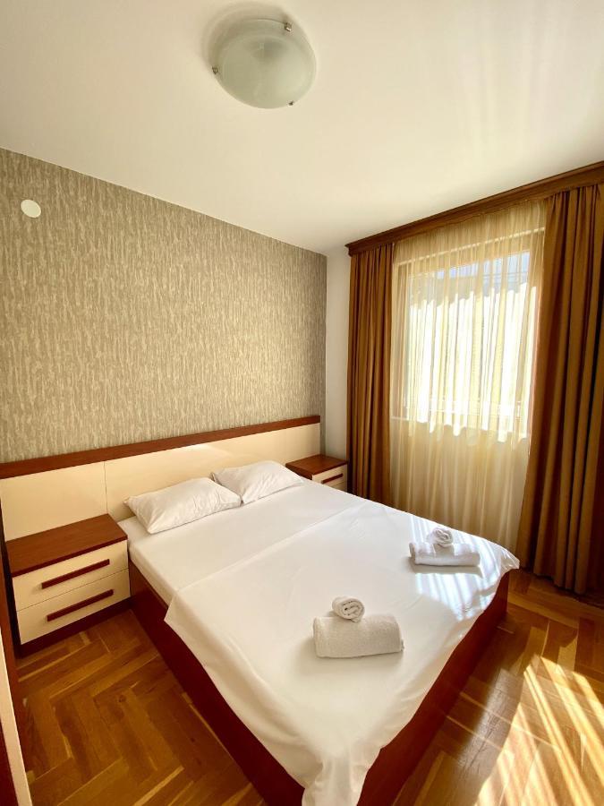 Apartments First Line Petrovac ภายนอก รูปภาพ