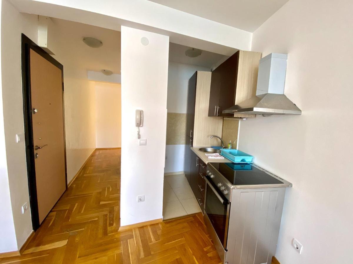 Apartments First Line Petrovac ภายนอก รูปภาพ