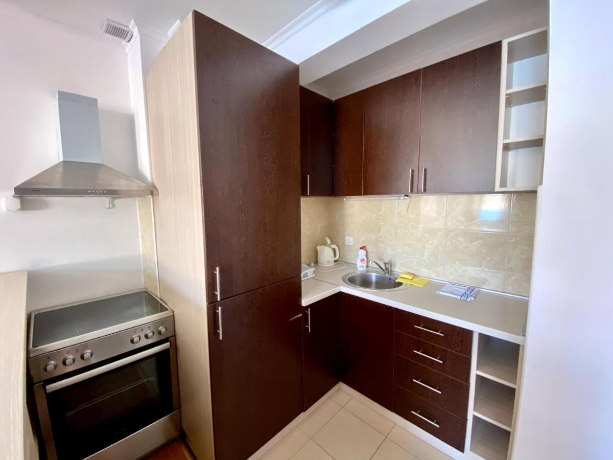 Apartments First Line Petrovac ภายนอก รูปภาพ