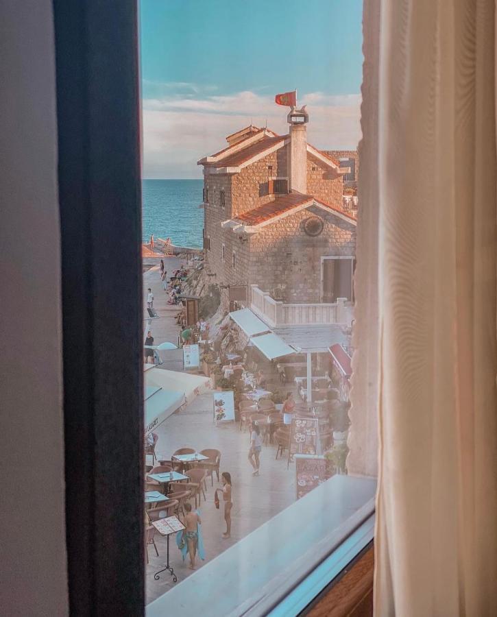Apartments First Line Petrovac ภายนอก รูปภาพ