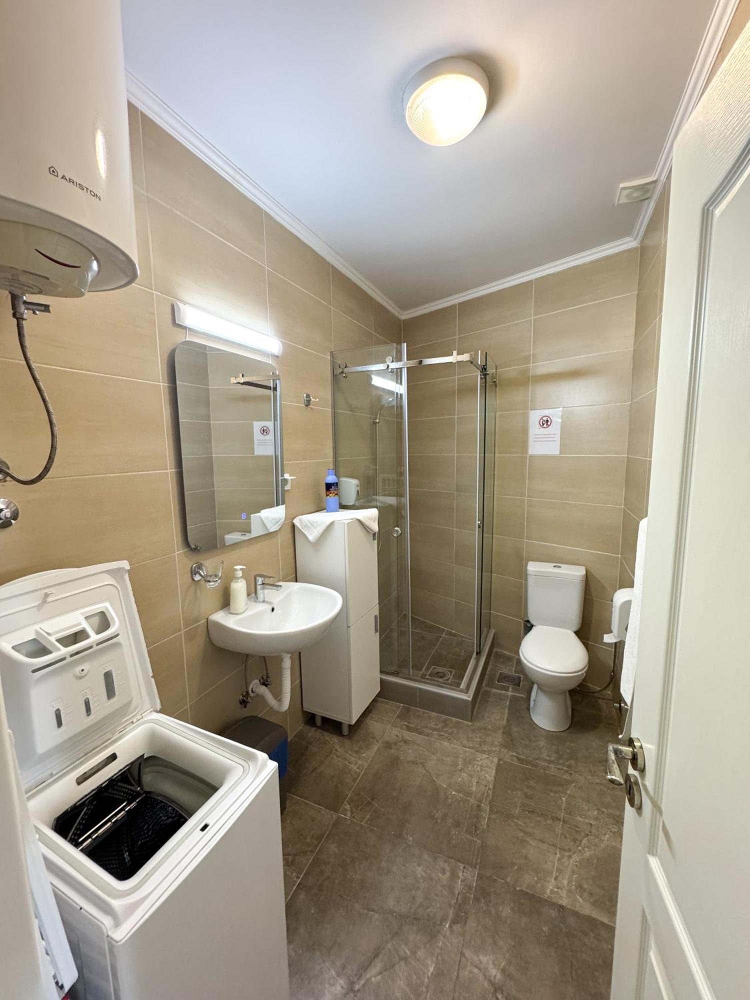 Apartments First Line Petrovac ภายนอก รูปภาพ